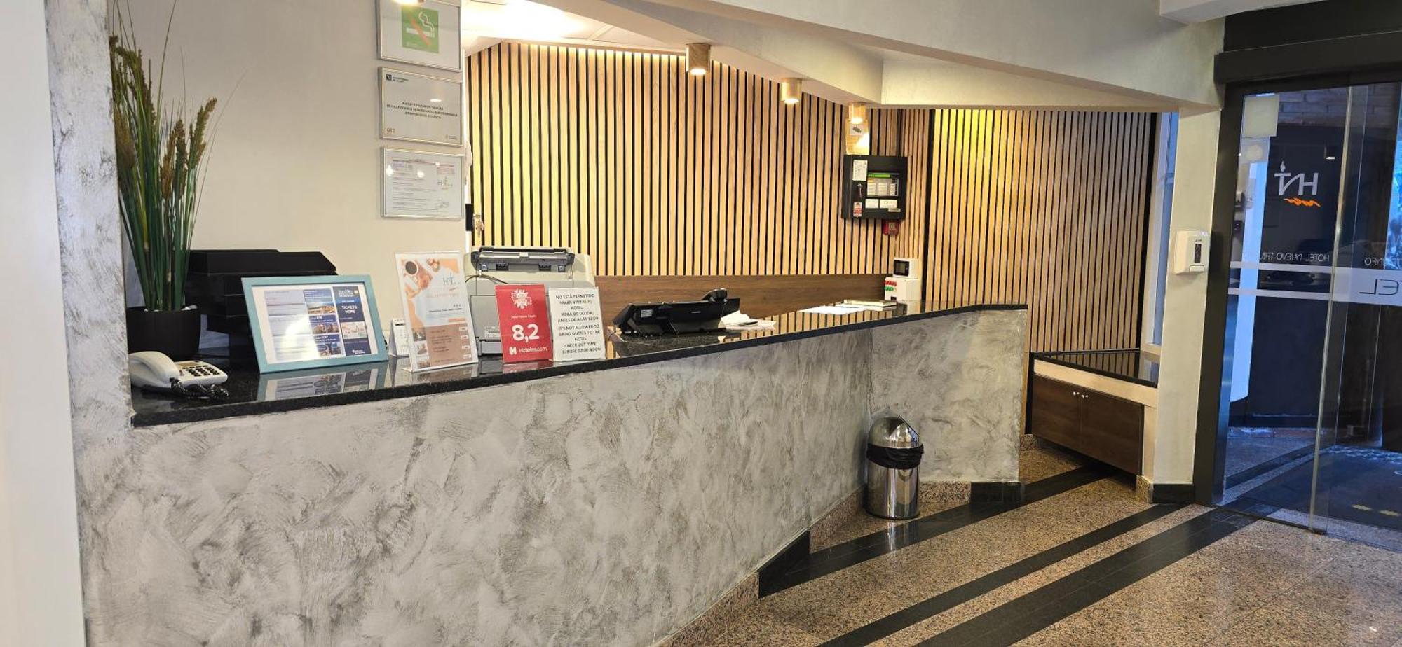 Hotel Nuevo Triunfo Barcelona Exterior foto